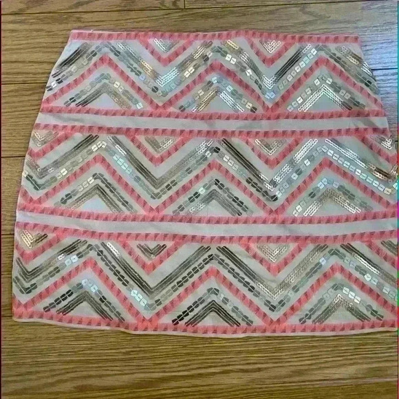 Express Skirt - Picture 1 of 2